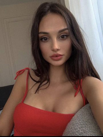 Камилла